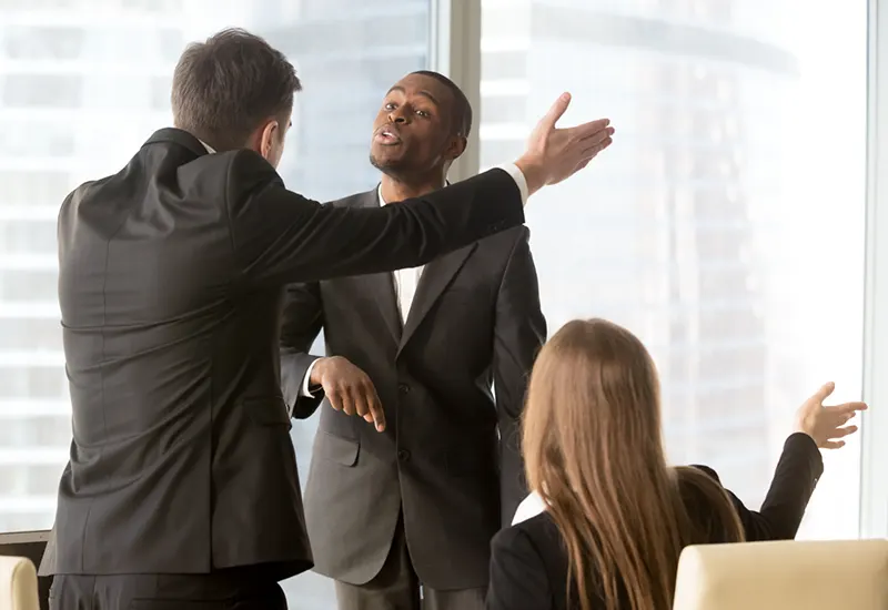 چگونه از بروز اشتباهات رایج در مذاکره جلوگیری کنیم؟